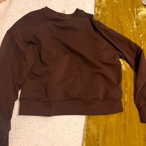 Simple brown sweatshirt small